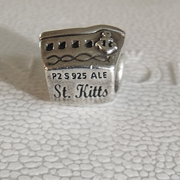 Pandora St. Kitts Cruise ship rare charm
